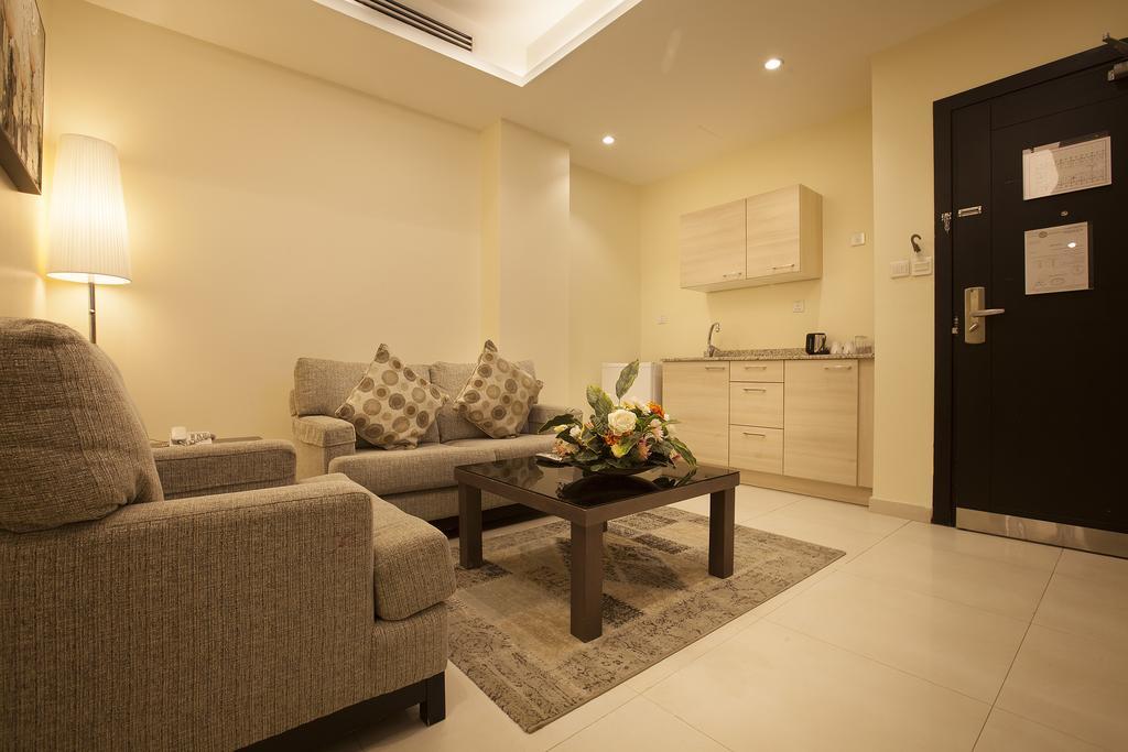 Grand Lily Hotel Suites Ал Хофуф Екстериор снимка