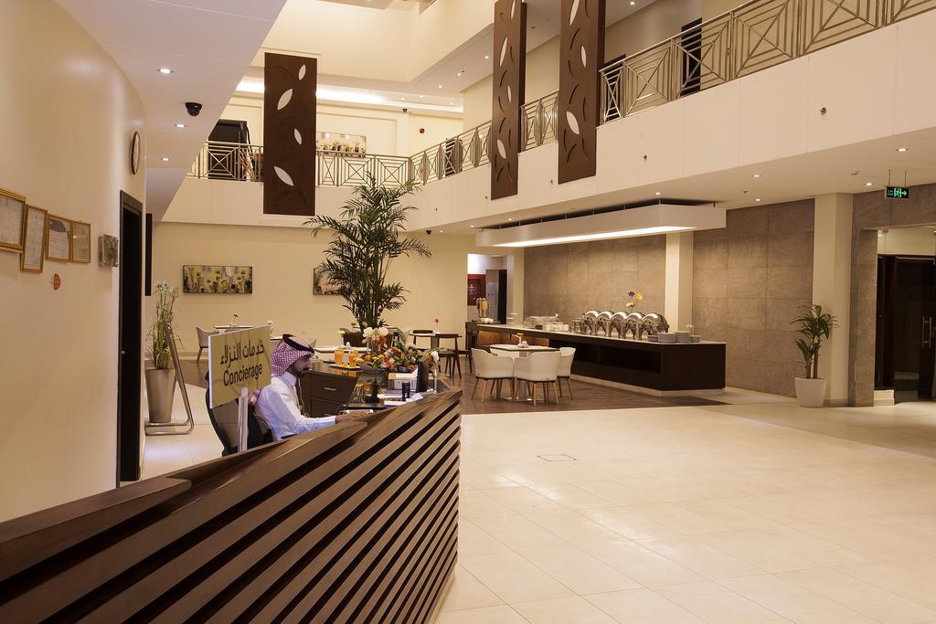 Grand Lily Hotel Suites Ал Хофуф Екстериор снимка