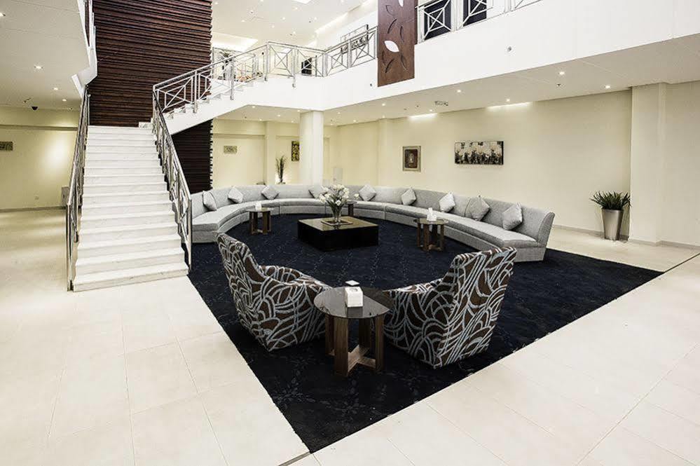 Grand Lily Hotel Suites Ал Хофуф Екстериор снимка