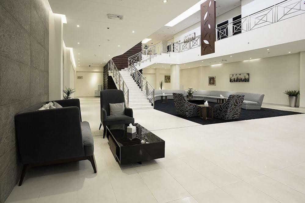 Grand Lily Hotel Suites Ал Хофуф Екстериор снимка