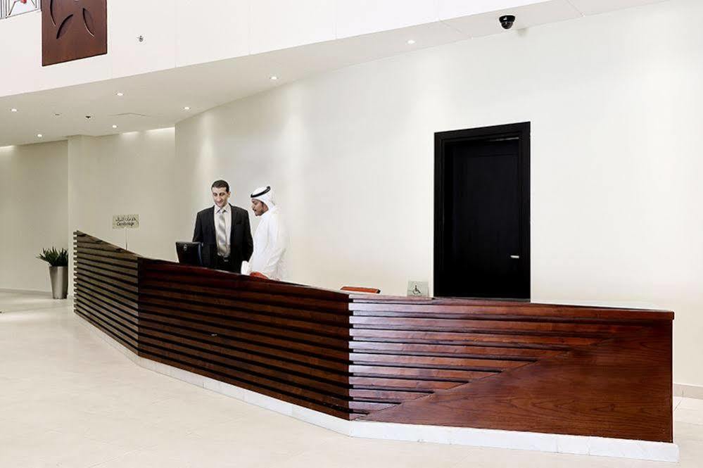 Grand Lily Hotel Suites Ал Хофуф Екстериор снимка